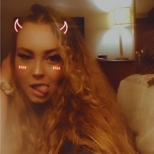 Meet your Posher, Candice